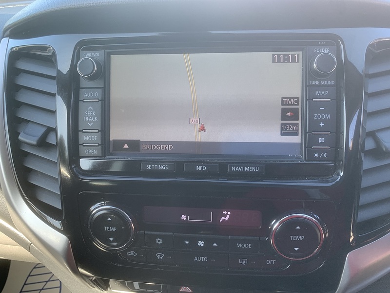 Mitsubishi 2.4 DI-D DC Barbarian Pickup Double Cab 4dr Diesel Auto 4WD Euro 5 (178 ps)