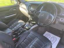 Mitsubishi 2.4 DI-D DC Barbarian Pickup Double Cab 4dr Diesel Auto 4WD Euro 5 (178 ps)