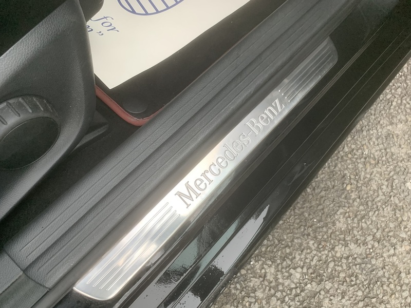 Mercedes-Benz 2.1 A200d AMG Line (Premium) Hatchback 5dr Diesel 7G-DCT Euro 6 (s/s) (136 ps)