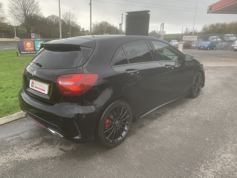 Mercedes-Benz 2.1 A200d AMG Line (Premium) Hatchback 5dr Diesel 7G-DCT Euro 6 (s/s) (136 ps)