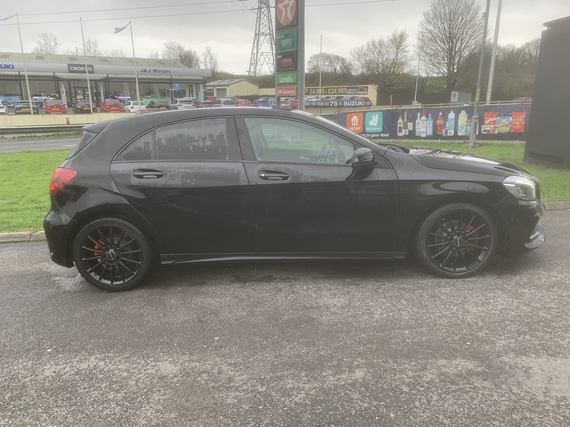 Mercedes-Benz 2.1 A200d AMG Line (Premium) Hatchback 5dr Diesel 7G-DCT Euro 6 (s/s) (136 ps)