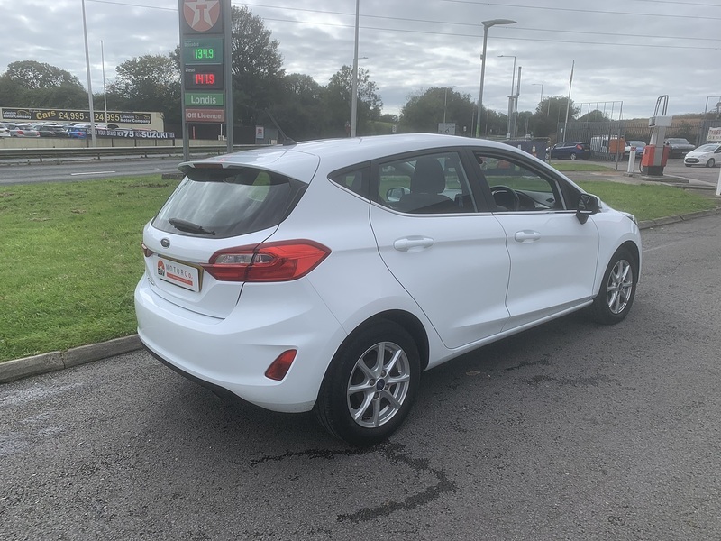 Ford 1.5 TDCi Zetec Hatchback 5dr Diesel Manual Euro 6 (s/s) (85 ps)