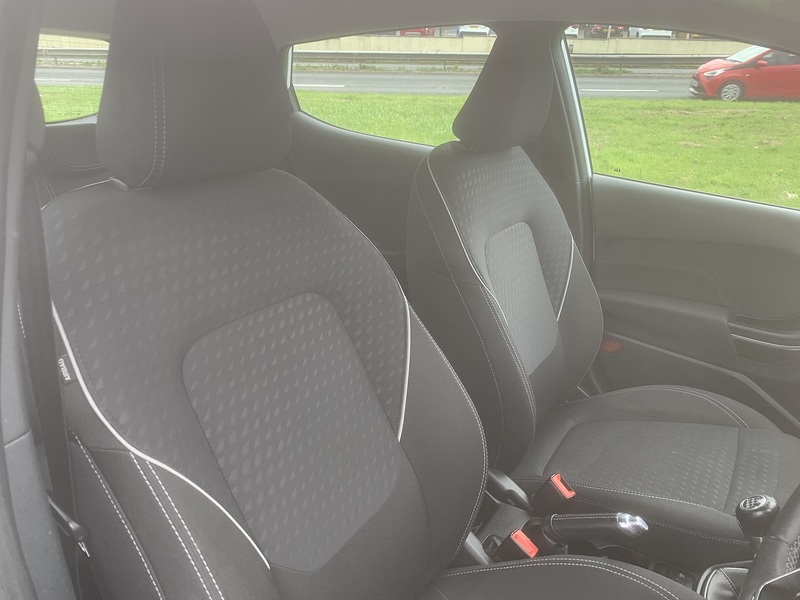 Ford 1.5 TDCi Zetec Hatchback 5dr Diesel Manual Euro 6 (s/s) (85 ps)