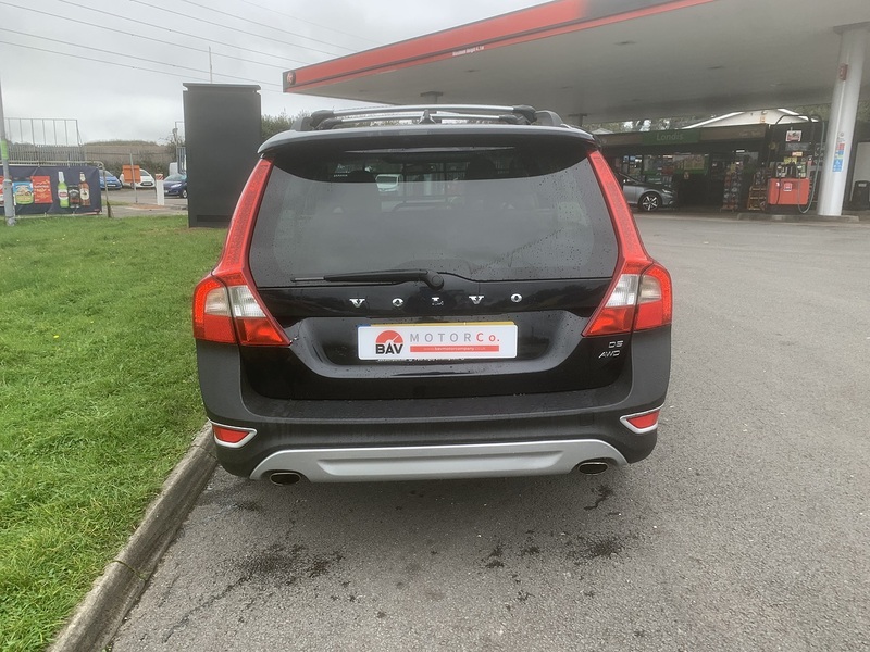 Volvo 2.4 D5 SE Estate 5dr Diesel Geartronic AWD Euro 5 (205 ps)