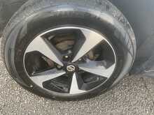 Nissan 1.6 Bose Personal Edition SUV 5dr Petrol Manual Euro 6 (112 ps)