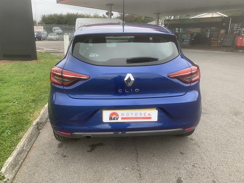 Renault 1.0 TCe Play Hatchback 5dr Petrol Manual Euro 6 (s/s) (100 ps)