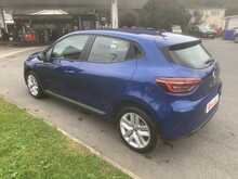 Renault 1.0 TCe Play Hatchback 5dr Petrol Manual Euro 6 (s/s) (100 ps)