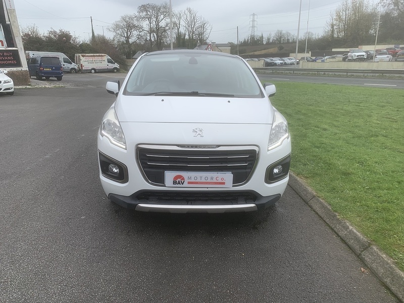 Peugeot 1.6 BlueHDi Allure SUV 5dr Diesel ETG Euro 6 (s/s) (120 ps)