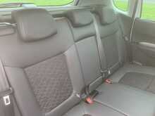 Peugeot 1.6 BlueHDi Allure SUV 5dr Diesel ETG Euro 6 (s/s) (120 ps)