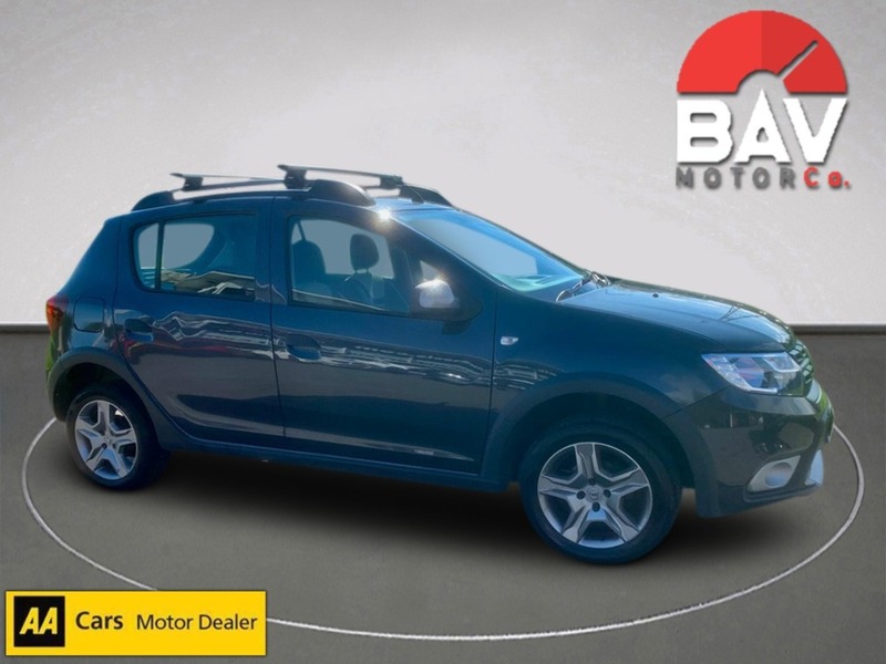 Dacia 0.9 TCe Laureate Hatchback 5dr Petrol Manual Euro 6 (s/s) (90 ps)