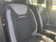 Dacia 0.9 TCe Laureate Hatchback 5dr Petrol Manual Euro 6 (s/s) (90 ps)