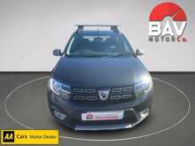Dacia 0.9 TCe Laureate Hatchback 5dr Petrol Manual Euro 6 (s/s) (90 ps)
