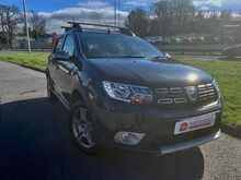 Dacia 0.9 TCe Laureate Hatchback 5dr Petrol Manual Euro 6 (s/s) (90 ps)