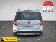 Skoda 1.6 TDI GreenLine II SE Outdoor 5dr Diesel Manual Euro 5 (s/s) (105 ps)