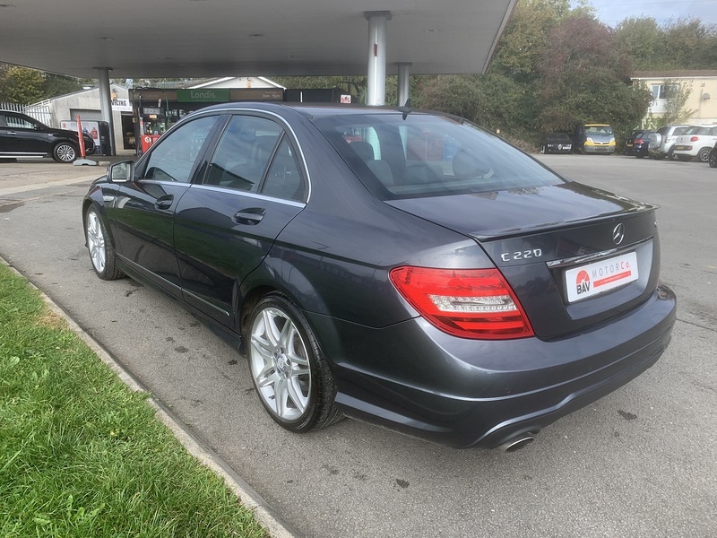 Mercedes-Benz 2.1 C220 CDI BlueEfficiency AMG Sport Plus Saloon 4dr Diesel Manual Euro 5 (s/s) (170 ps)