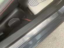 Mercedes-Benz 2.1 C220 CDI BlueEfficiency AMG Sport Plus Saloon 4dr Diesel Manual Euro 5 (s/s) (170 ps)