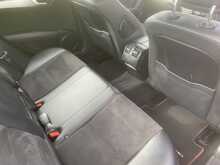 Mercedes-Benz 2.1 C220 CDI BlueEfficiency AMG Sport Plus Saloon 4dr Diesel Manual Euro 5 (s/s) (170 ps)