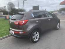 Kia 2.0 CRDi KX-2 SUV 5dr Diesel Manual AWD Euro 5 (134 bhp)