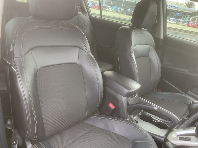 Kia 2.0 CRDi KX-2 SUV 5dr Diesel Manual AWD Euro 5 (134 bhp)