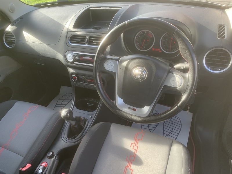 MG 1.5 VTi-TECH 3Style Hatchback 5dr Petrol Manual Euro 5 (106 ps)