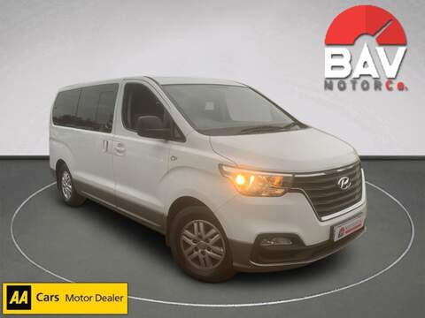 Hyundai 2.5 CRDi SE Nav MPV 5dr Diesel Manual Euro 6 (136 ps)