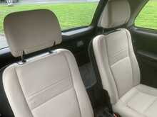 Volvo 2.4 D5 R-Design SE SUV 5dr Diesel Geartronic AWD (224 g/km, 182 bhp)