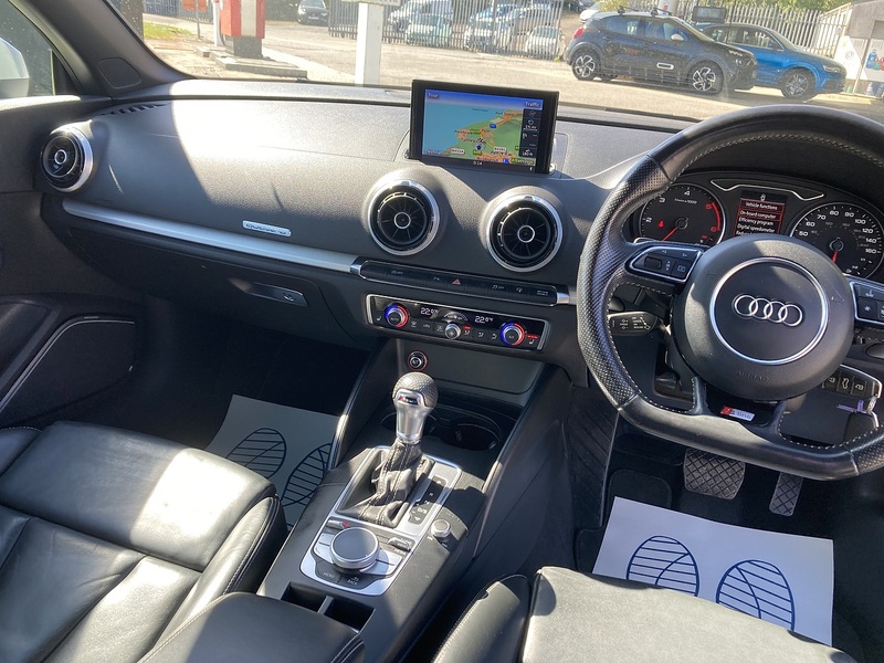 Audi 2.0 TDI S line Convertible 2dr Diesel S Tronic quattro Euro 6 (s/s) (184 ps)