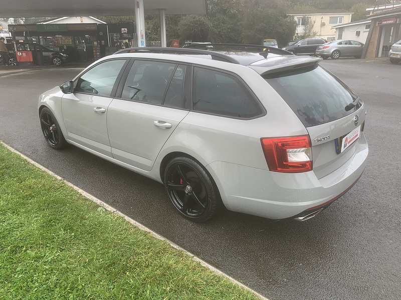 Skoda 2.0 TDI vRS Estate 5dr Diesel Manual Euro 5 (s/s) (184 ps)