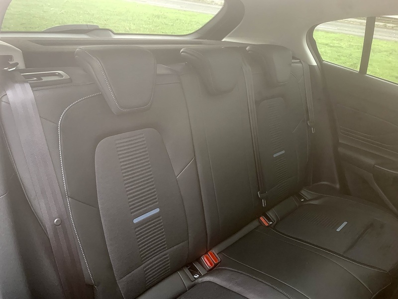 Ford 1.0T EcoBoost Active X Hatchback 5dr Petrol Manual Euro 6 (s/s) (125 ps)