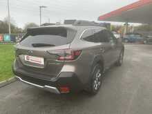 Subaru 2.5i Limited Estate 5dr Petrol Lineartronic 4WD Euro 6 (s/s) (169 ps)