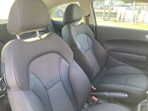 Audi 1.6 TDI Sport Hatchback 3dr Diesel Manual Euro 5 (s/s) (105 ps)