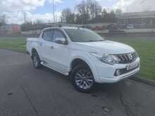 Mitsubishi 2.4 DI-D DC Barbarian Pickup Double Cab 4dr Diesel Auto 4WD Euro 6 (178 ps)