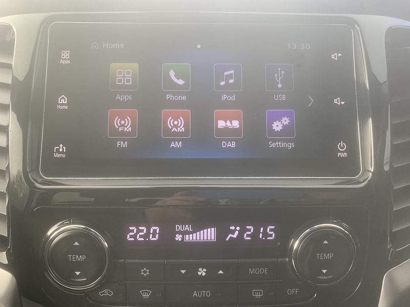 Mitsubishi 2.4 DI-D DC Barbarian Pickup Double Cab 4dr Diesel Auto 4WD Euro 6 (178 ps)