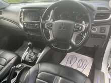 Mitsubishi 2.4 DI-D DC Barbarian Pickup Double Cab 4dr Diesel Auto 4WD Euro 6 (178 ps)