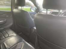 Mitsubishi 2.4 DI-D DC Barbarian Pickup Double Cab 4dr Diesel Auto 4WD Euro 6 (178 ps)