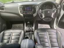 Mitsubishi 2.4 DI-D DC Barbarian Pickup Double Cab 4dr Diesel Auto 4WD Euro 6 (178 ps)