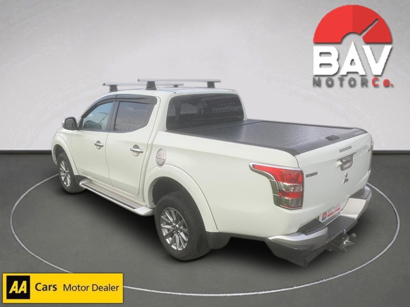 Mitsubishi 2.4 DI-D DC Barbarian Pickup Double Cab 4dr Diesel Auto 4WD Euro 6 (178 ps)