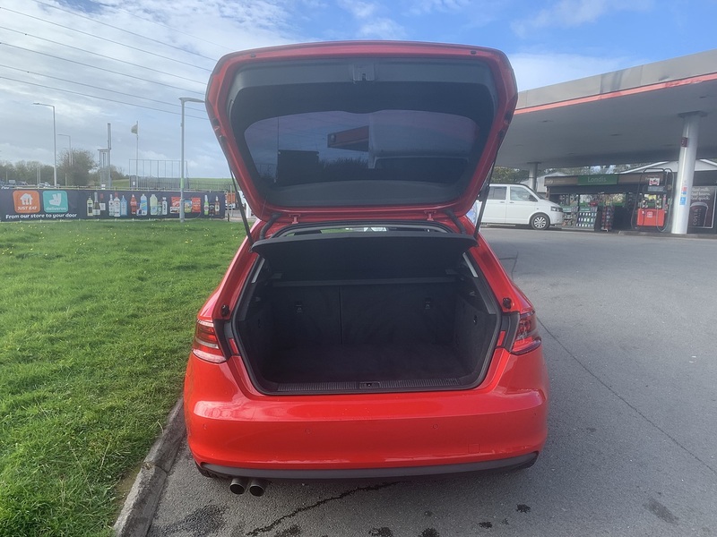 Audi 2.0 TDI SE Technik Sportback 5dr Diesel Manual Euro 6 (s/s) (150 ps)