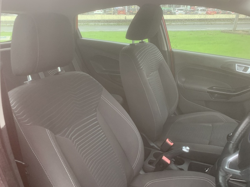 Ford 1.25 Zetec Hatchback 5dr Petrol Manual Euro 5 (82 ps)