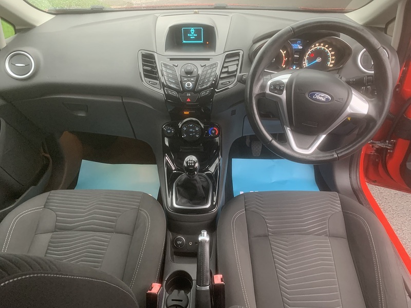 Ford 1.25 Zetec Hatchback 5dr Petrol Manual Euro 5 (82 ps)