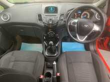 Ford 1.25 Zetec Hatchback 5dr Petrol Manual Euro 5 (82 ps)