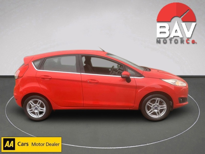 Ford 1.25 Zetec Hatchback 5dr Petrol Manual Euro 5 (82 ps)