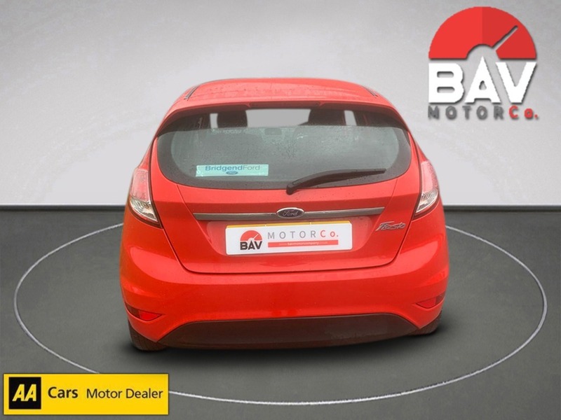 Ford 1.25 Zetec Hatchback 5dr Petrol Manual Euro 5 (82 ps)