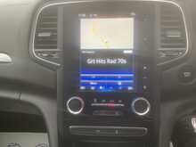 Renault 1.5 dCi Signature Nav Hatchback 5dr Diesel Manual Euro 6 (s/s) (110 ps)