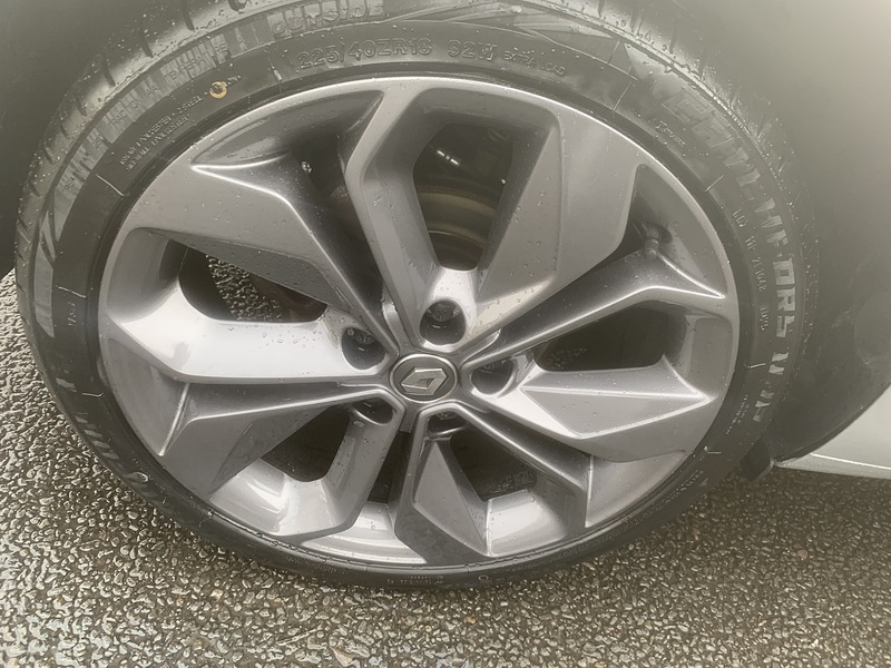 Renault 1.5 dCi Signature Nav Hatchback 5dr Diesel Manual Euro 6 (s/s) (110 ps)