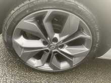 Renault 1.5 dCi Signature Nav Hatchback 5dr Diesel Manual Euro 6 (s/s) (110 ps)