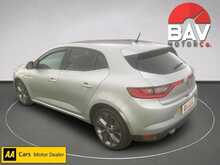 Renault 1.5 dCi Signature Nav Hatchback 5dr Diesel Manual Euro 6 (s/s) (110 ps)