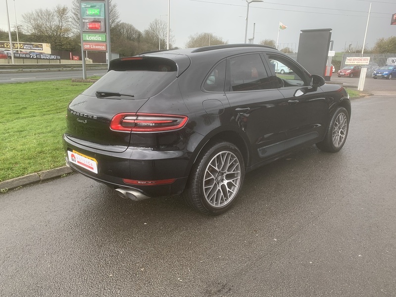 Porsche 3.0 TD V6 S SUV 5dr Diesel PDK 4WD Euro 6 (s/s) (258 ps)