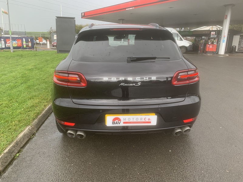 Porsche 3.0 TD V6 S SUV 5dr Diesel PDK 4WD Euro 6 (s/s) (258 ps)