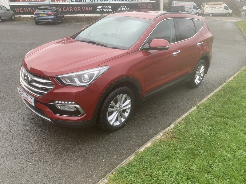 Hyundai 2.2 CRDi Blue Drive Premium SUV 5dr Diesel Manual 4WD Euro 6 (s/s) (7 Seat) (200 ps)